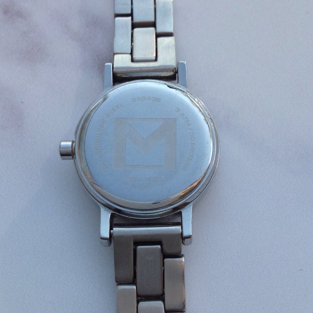 Michael Kors Watch Branded Face Silver Bracelet for Ladies - Picture 16 of 16